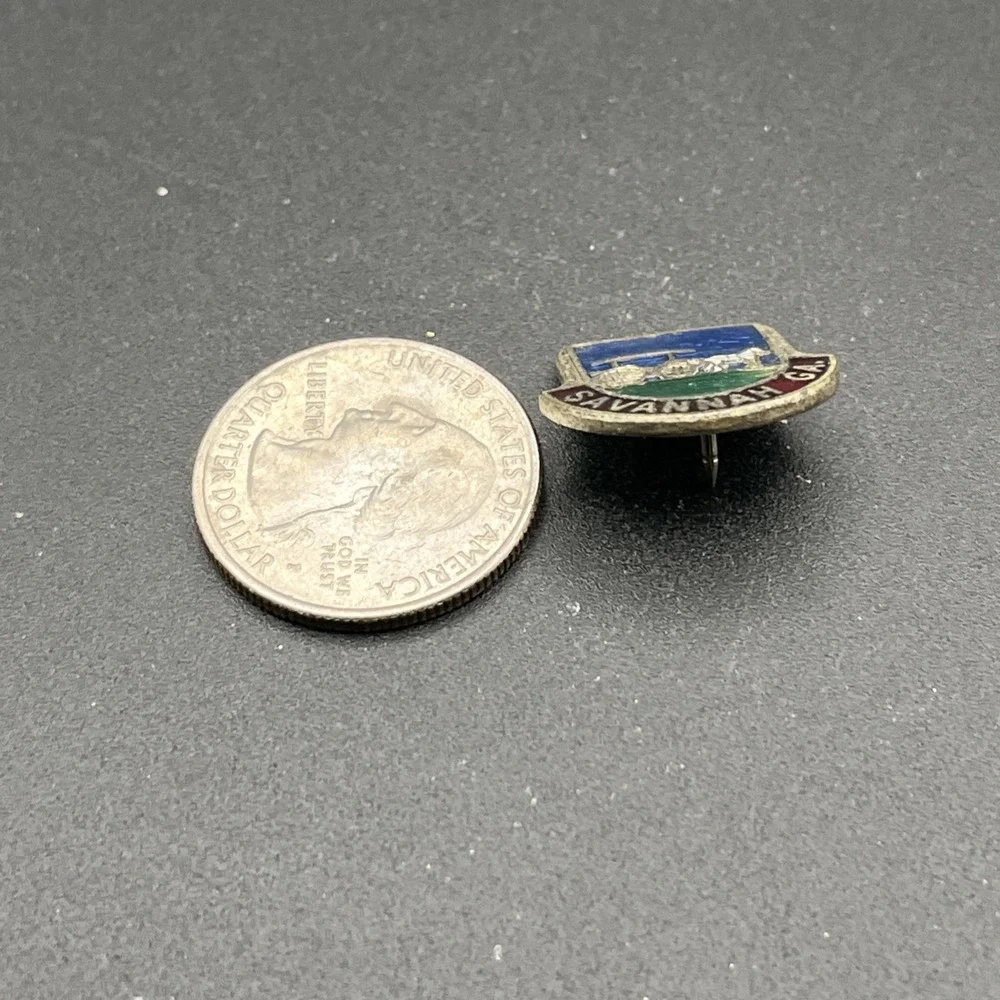 Savannah Georgia Horse And Carriage United‎ States Of America Lapel Hat Pin
